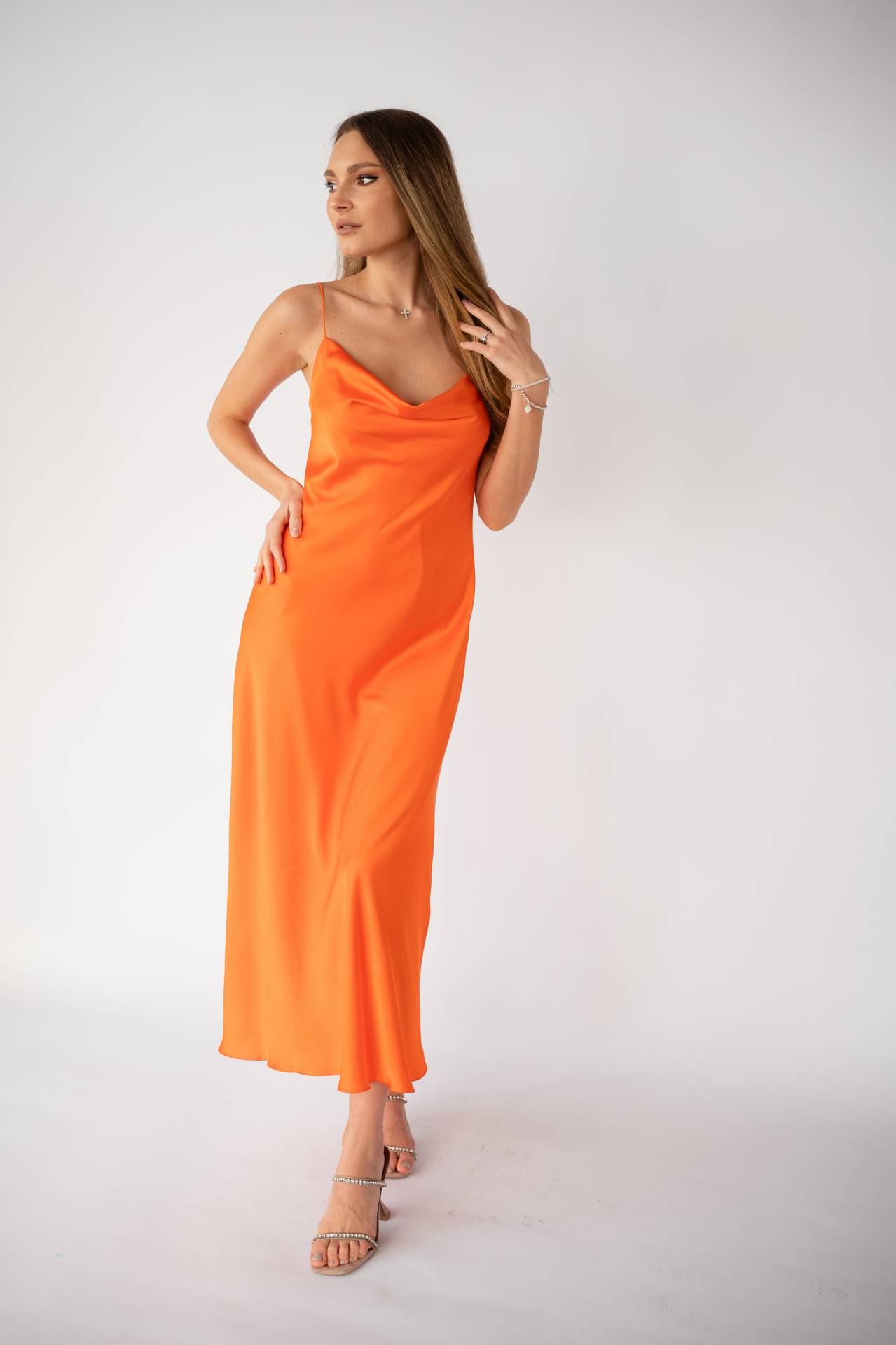 Платье комбинация на бретельках оранжевое Ветка